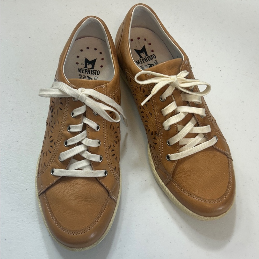 Mephisto Tan Leather Lace-Up Shoes Daniele Sneakers Size 7 Perforated Cushioned